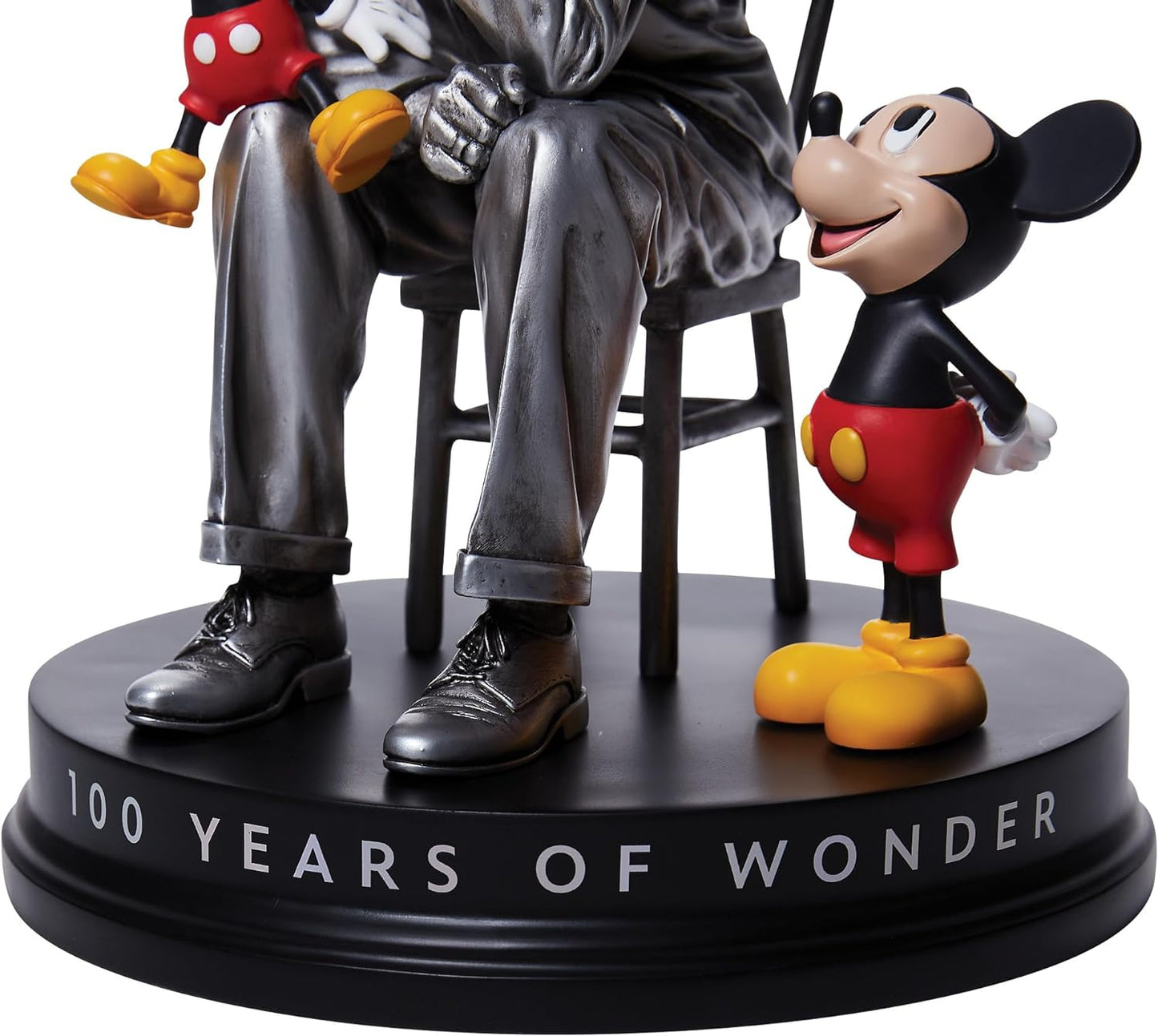 D100 Walt Disney and Mickey Mouse
