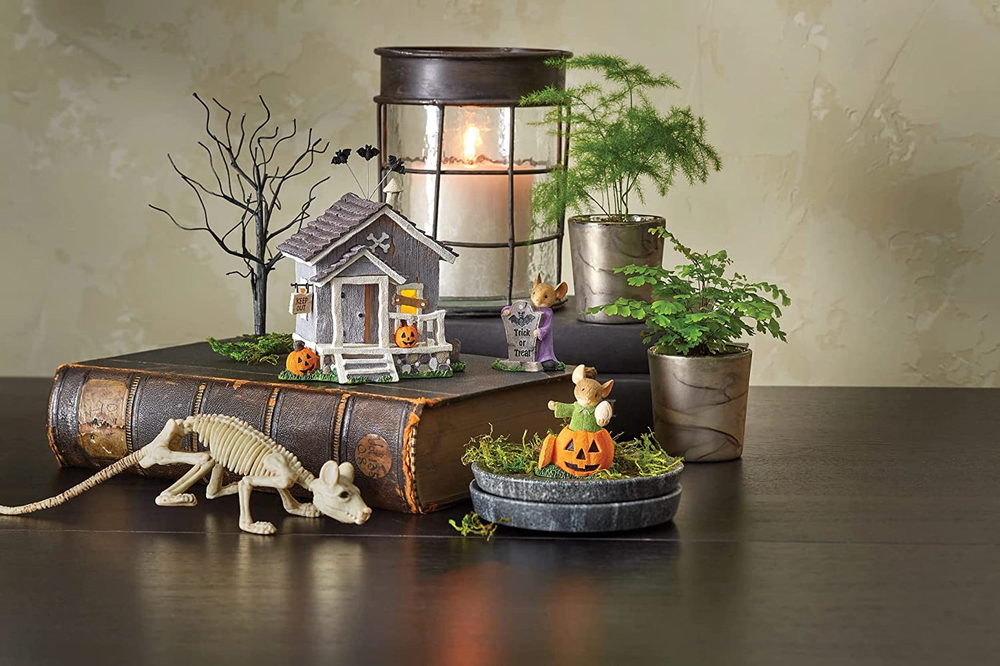 Tails With Heart Hide and Scream Halloween Mouse Figurine