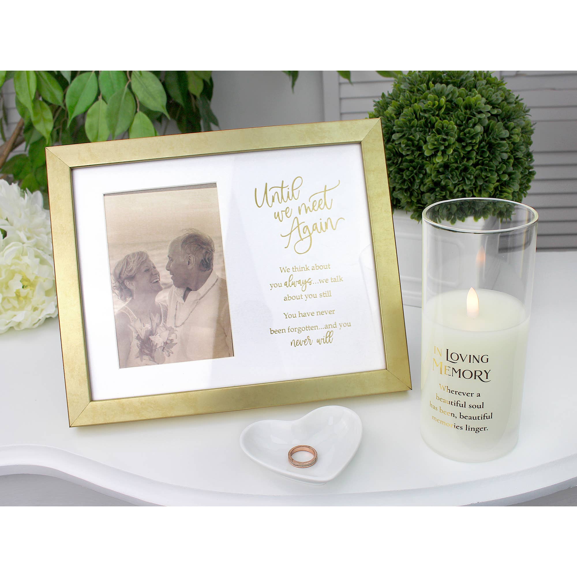 Memorial Gold Photo Frame with Sympathy Verse