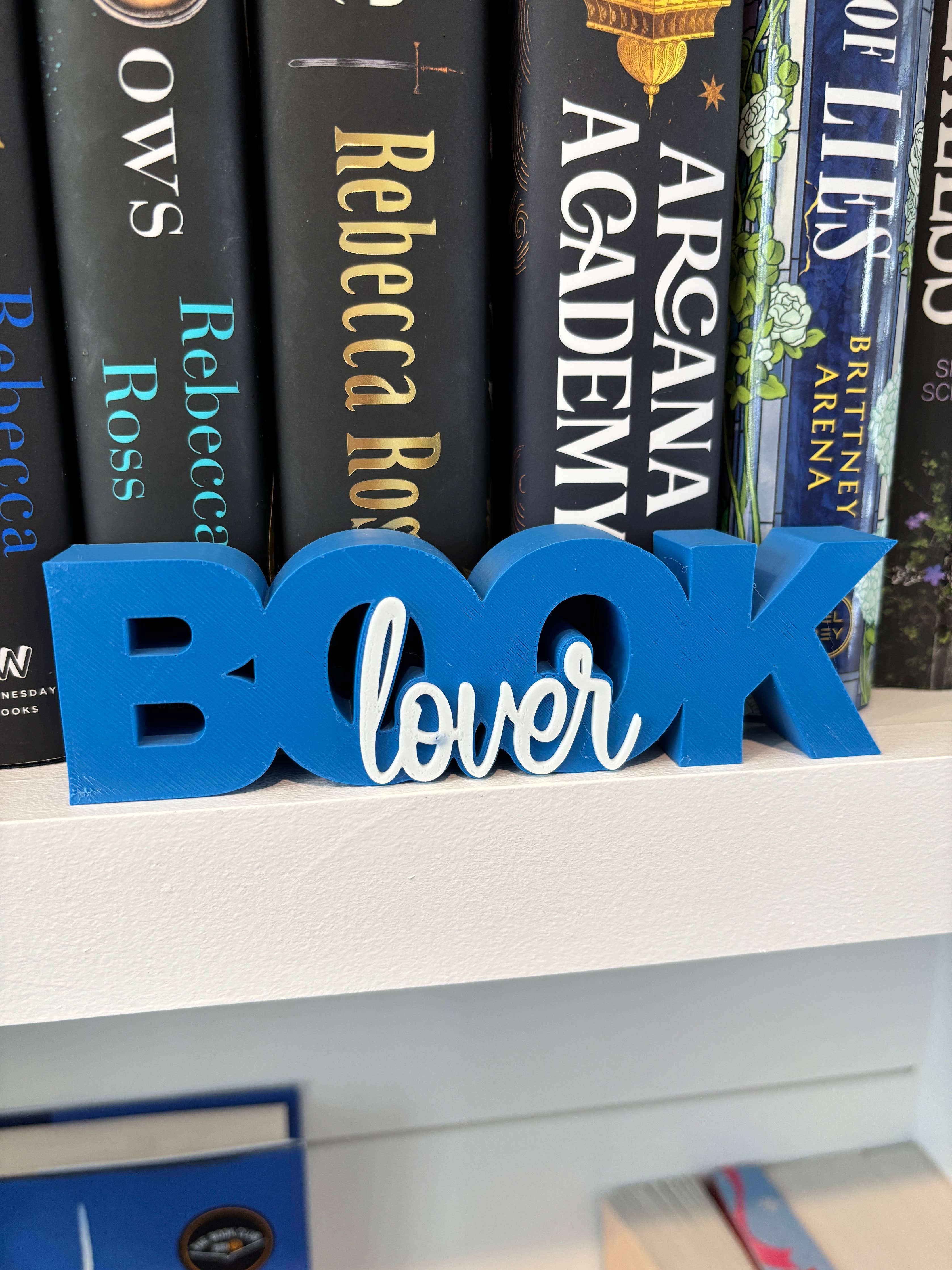 Book Lover Sign: Black