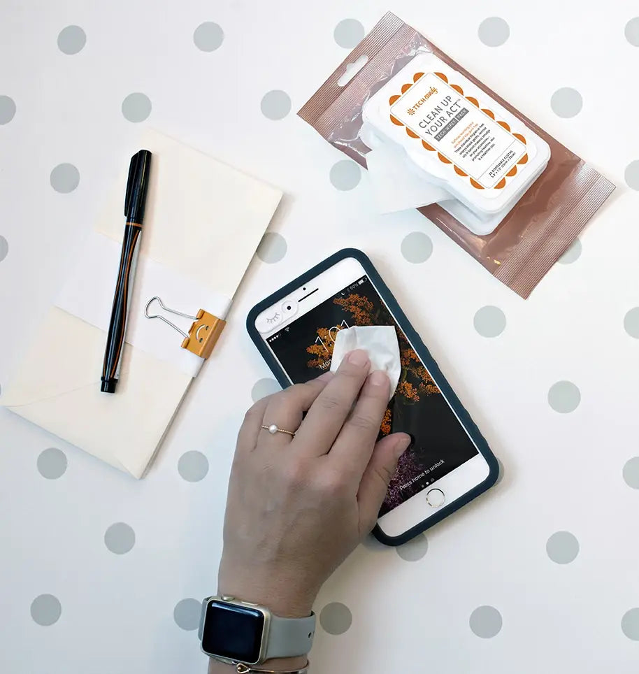 Clean Up Your Act Tech Wipeys