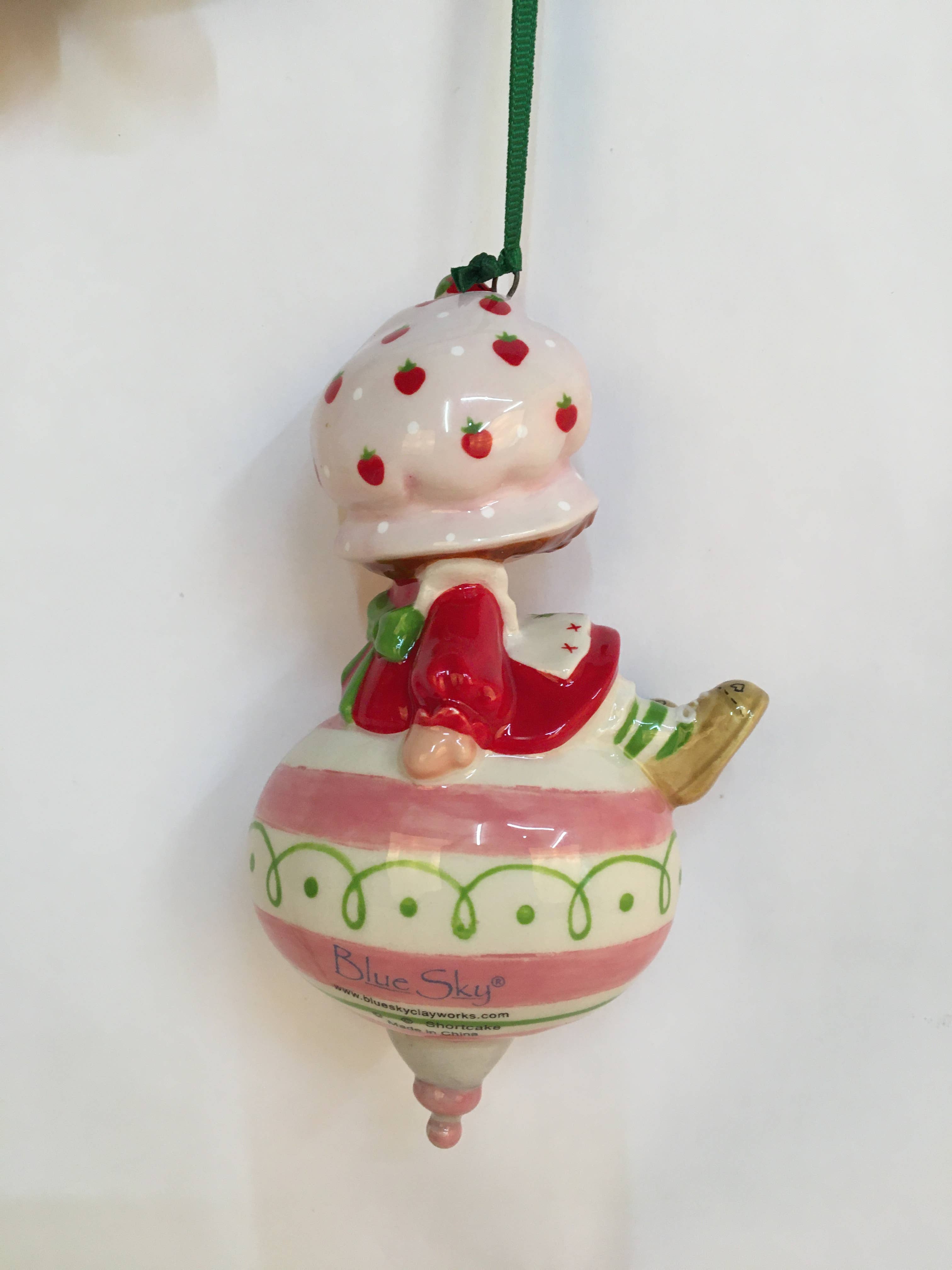 Strawberry Shortcake Berry Bliss Holiday Cheer Ornament Set