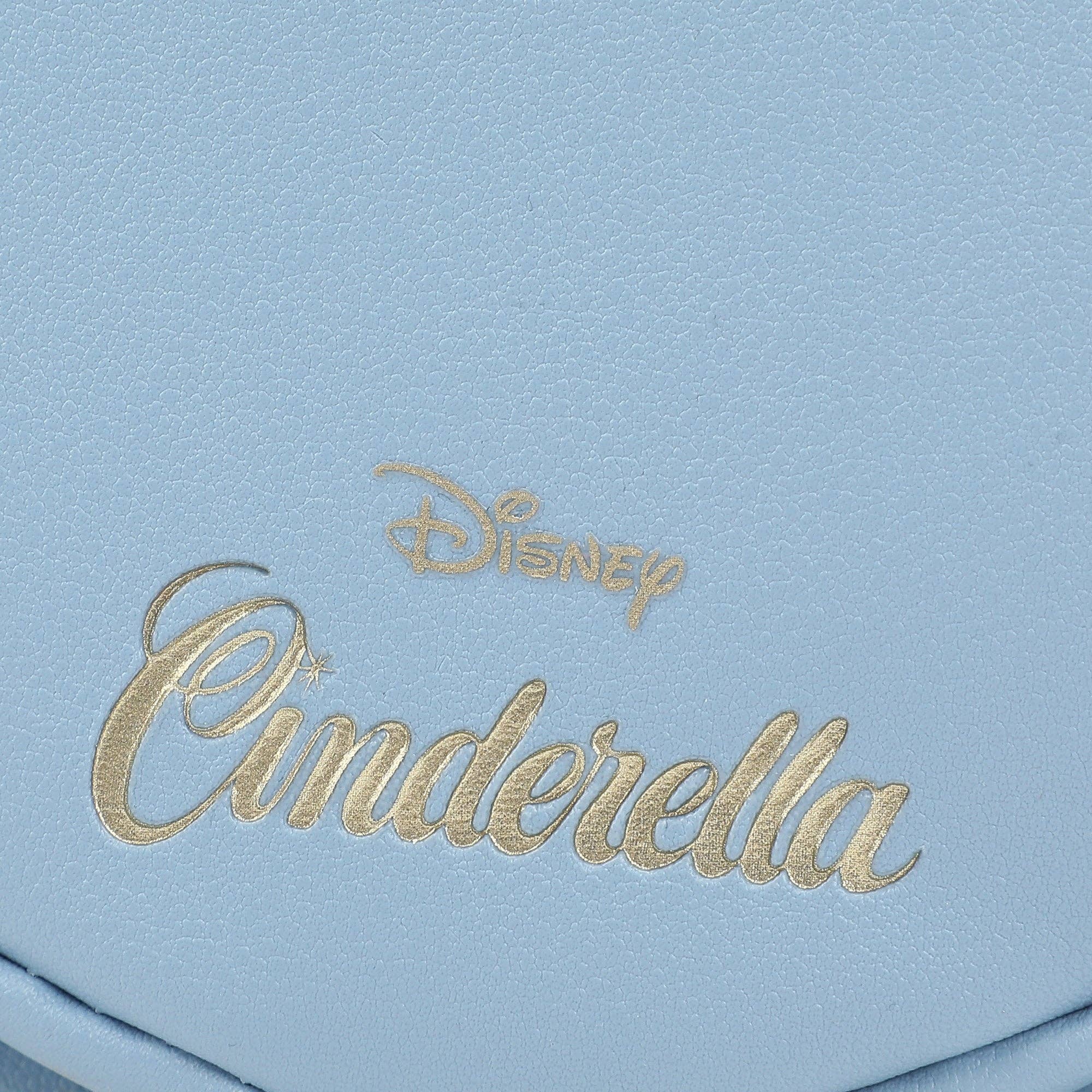Disney Cinderella Enchanted Carriage Blue 5" Coin Pouch Wristlet Wallets