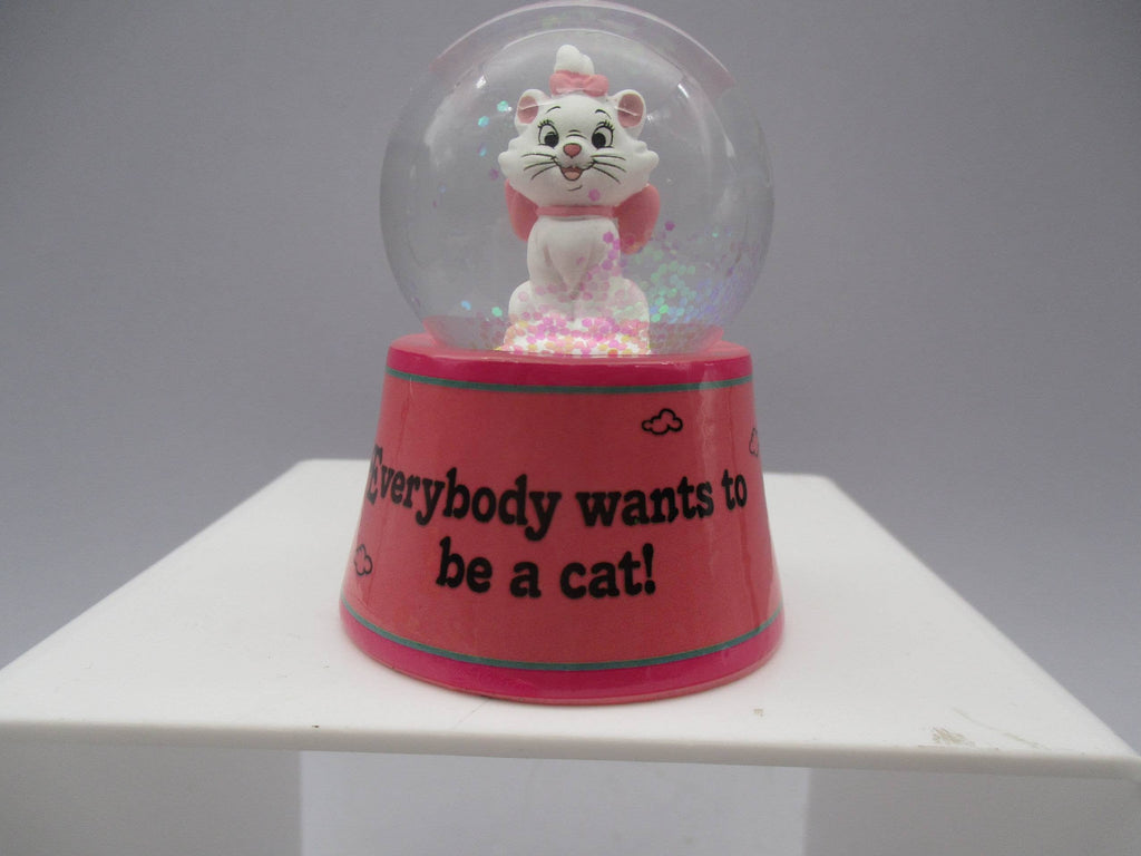 Aristocats Marie Light Up Snow Globe