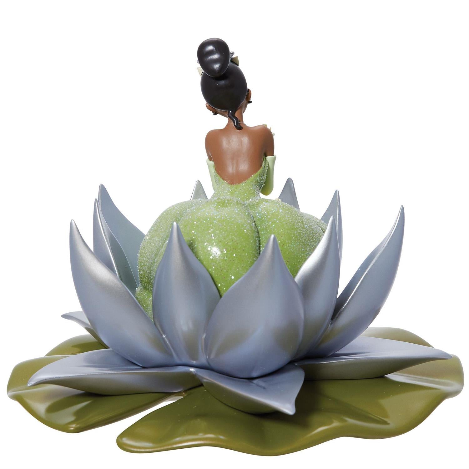 D100 Tiana w/Iconic Lily Pad Figurine