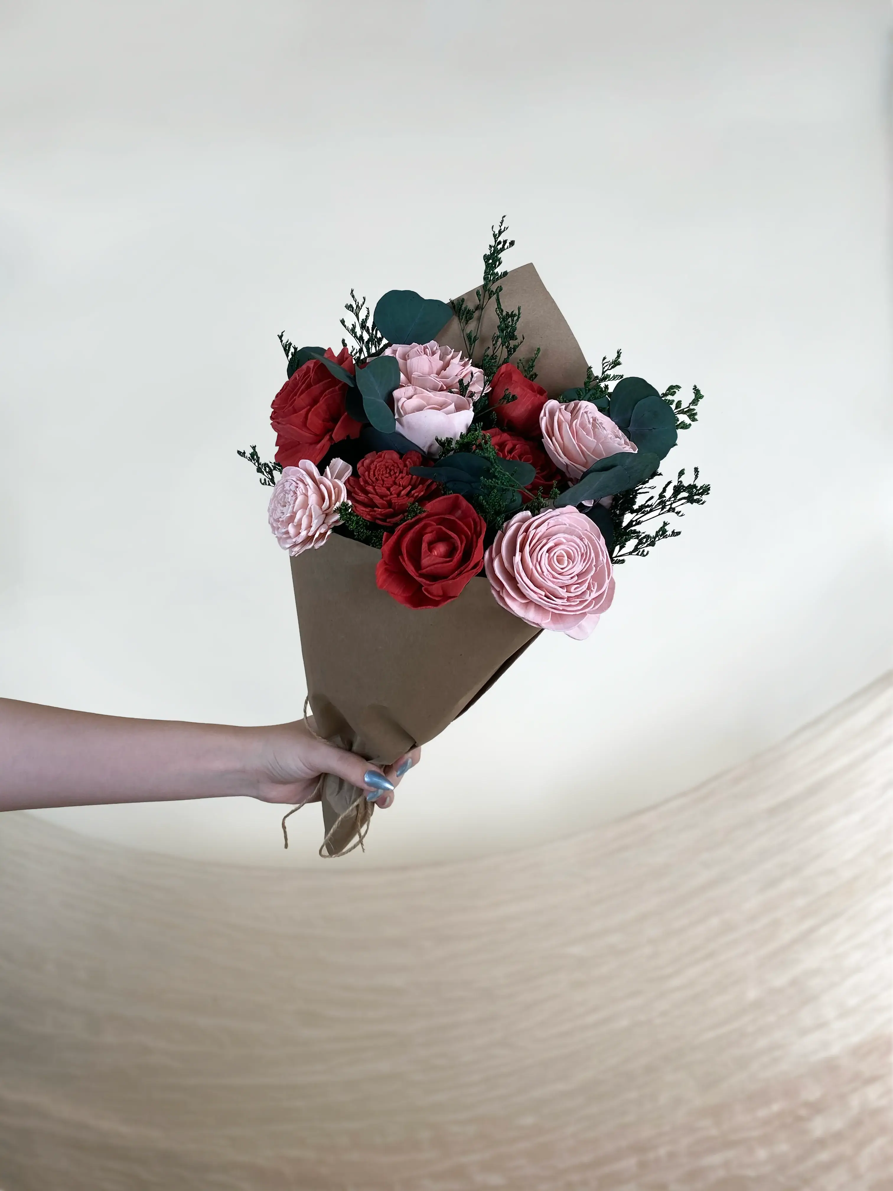 Large Pink & Red Deluxe Rose Bouquet