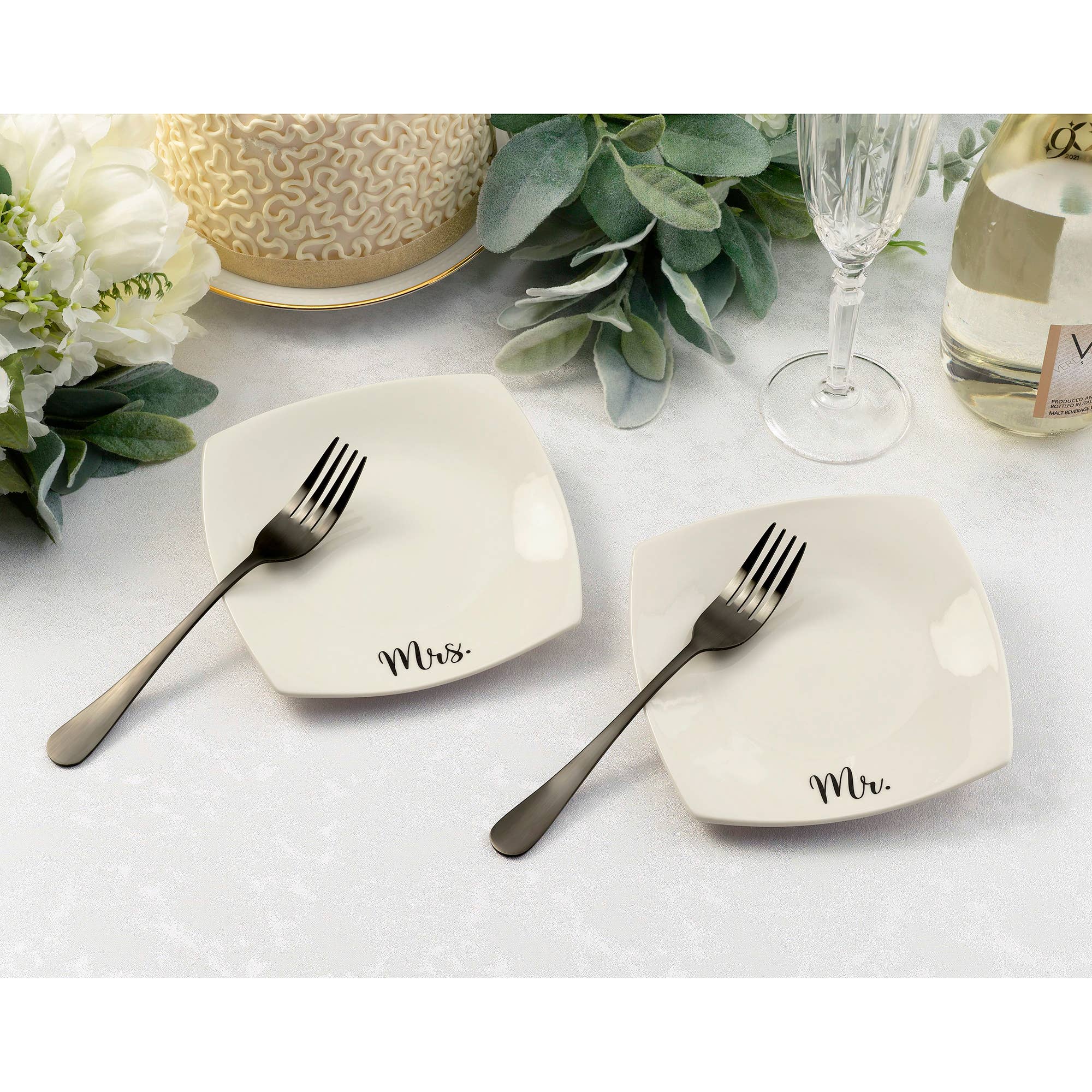 Mr & Mrs Plates with Forks