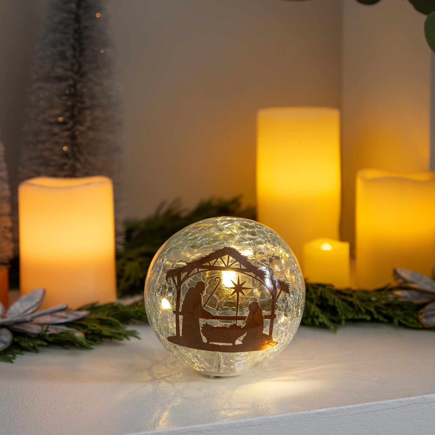 Nativity LED Crackle Glass Globe