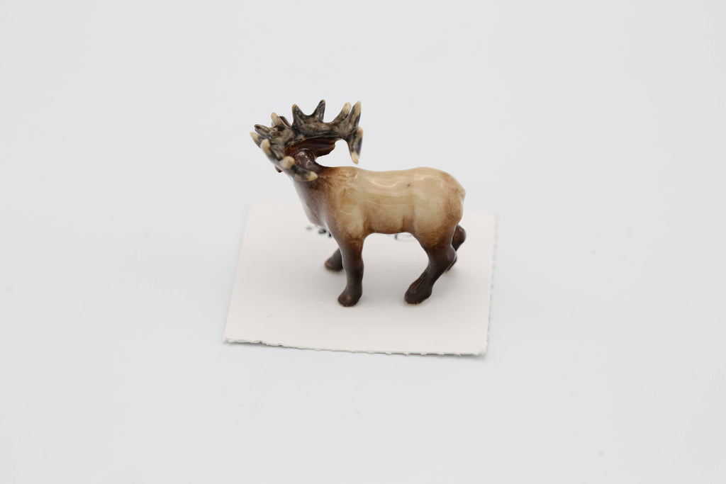 Wapiti Bugling Elk Figurine