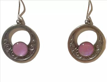 Silver Forest Textured Loop w/Pink Mussel Center Stone Earrings