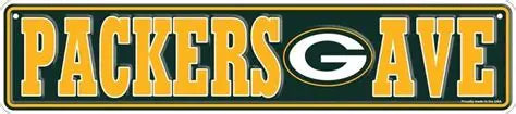 Packers Ave Small Street Sign