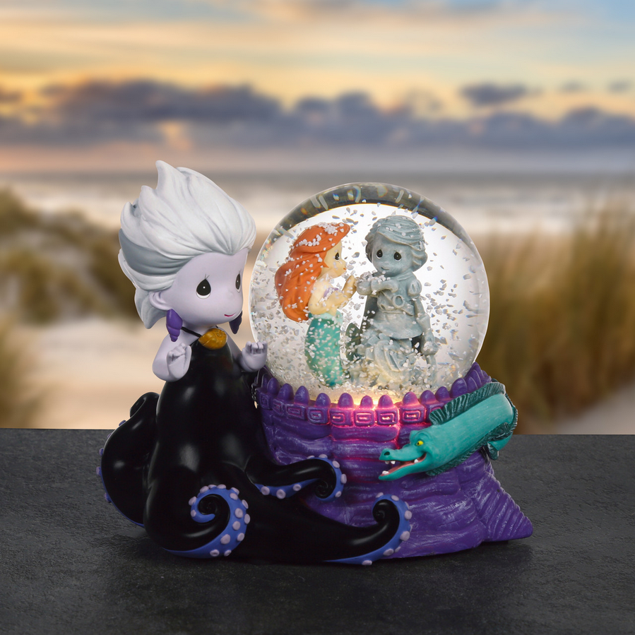 Make Waves In The Sea Ariel & Ursula Disney Precious Moments Snow Globe