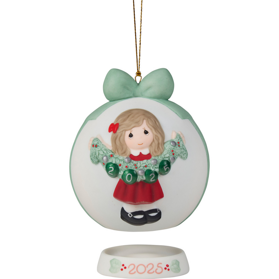 Deck The Halls 2025 Precious Moments Dated Ball Ornament/Girl