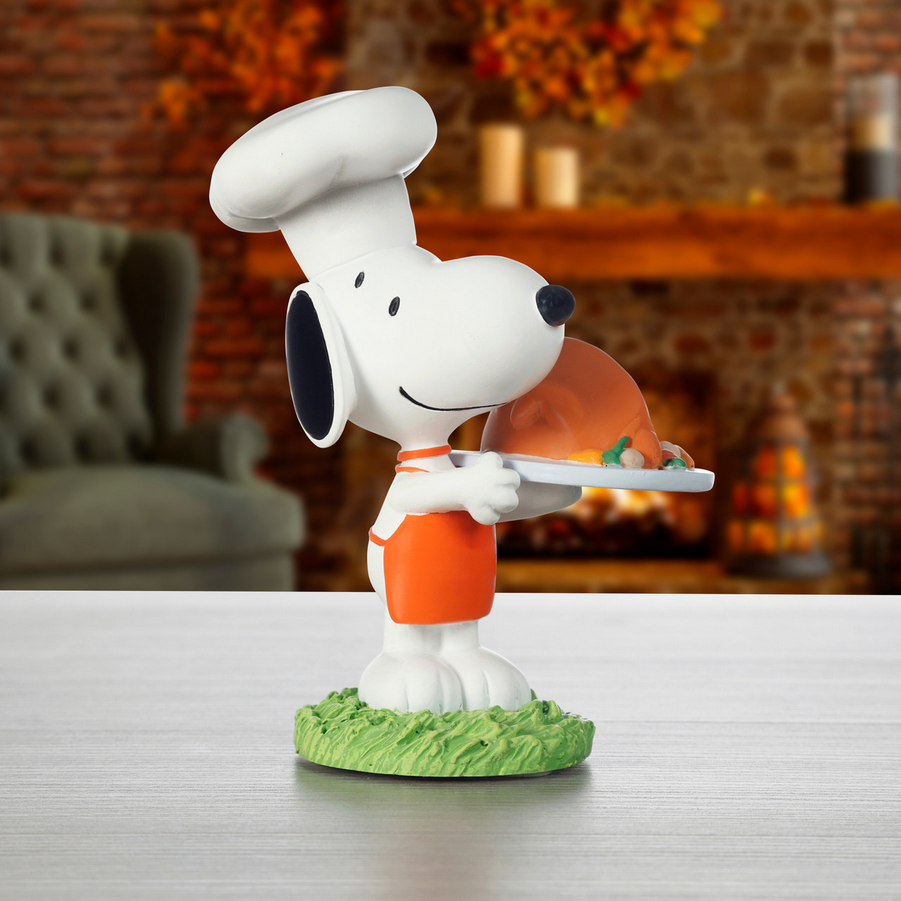 A Beagle's Bounty Precious Moments Snoopy Figurine