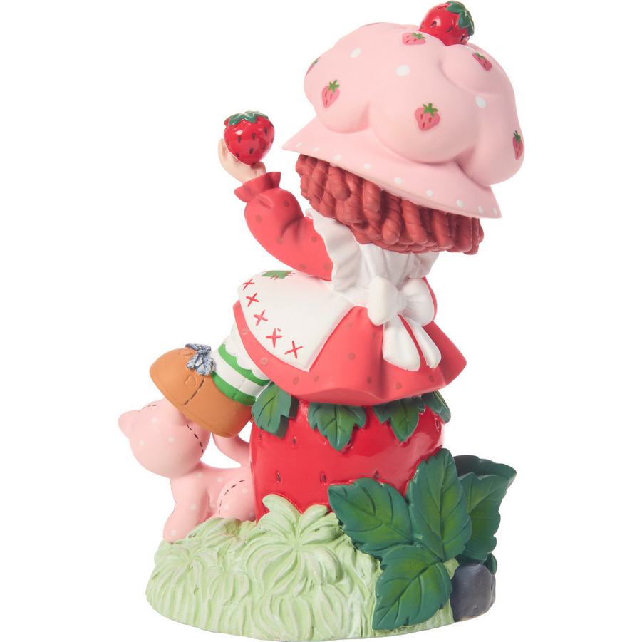 You're So Berry Sweet Strawberry Shortcake Precious Moments Figurine