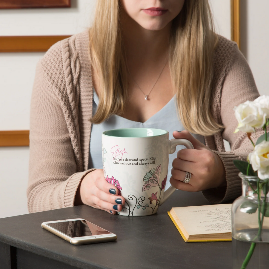 Gigi 20 Oz. Coffee Mug