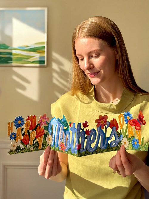 Mini Mother's Day Wishes FreshCut Paper Accordian Card