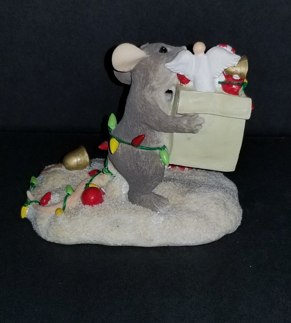 All The Trimmings Charming Tails Figurine