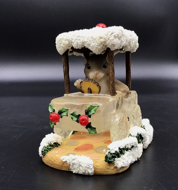 I Only Have Ice For You Charming Tails Figurine