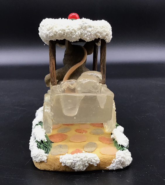 I Only Have Ice For You Charming Tails Figurine