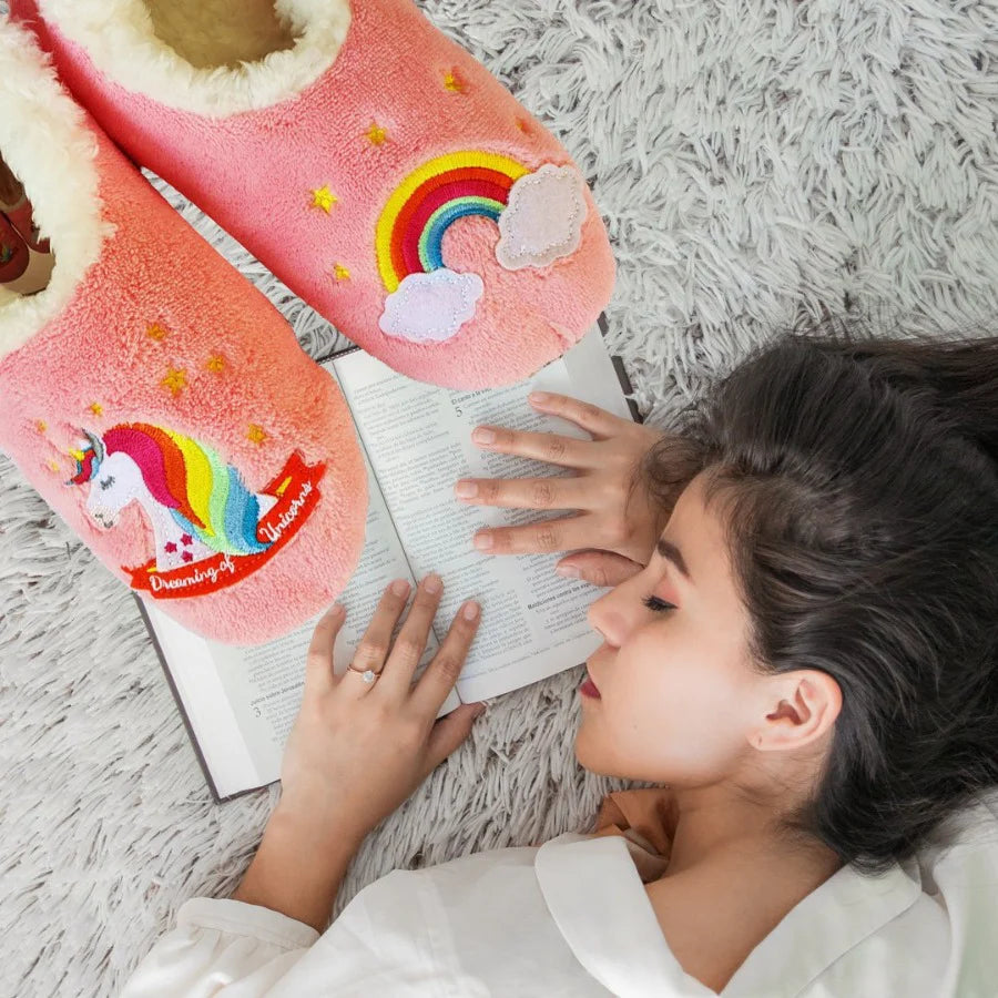 Dreaming of Unicorns Women's Snoozies