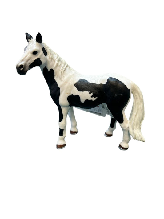 Horse Black Spotted Animal Quest