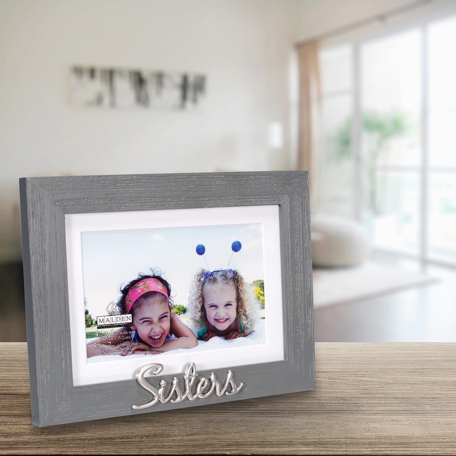 Sisters Frame