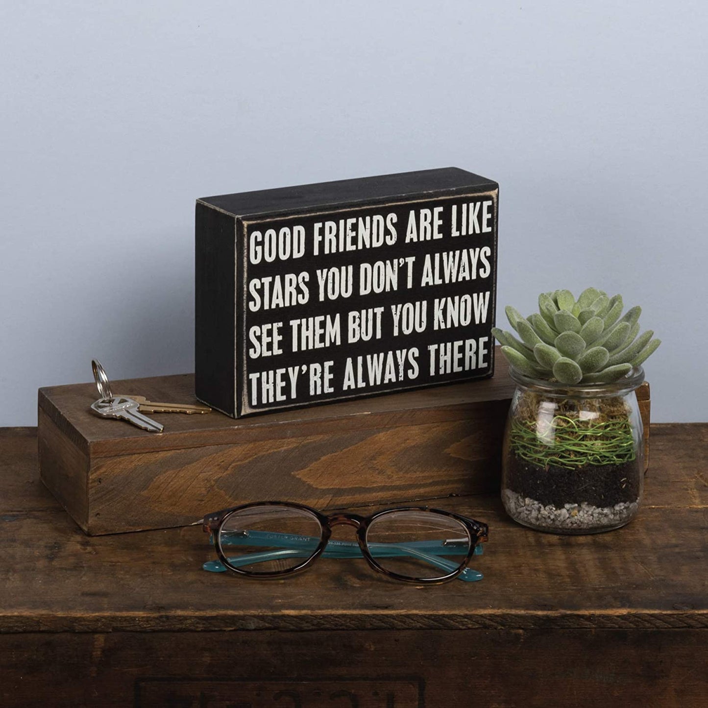 Good Friends Are Like Stars Box Sign