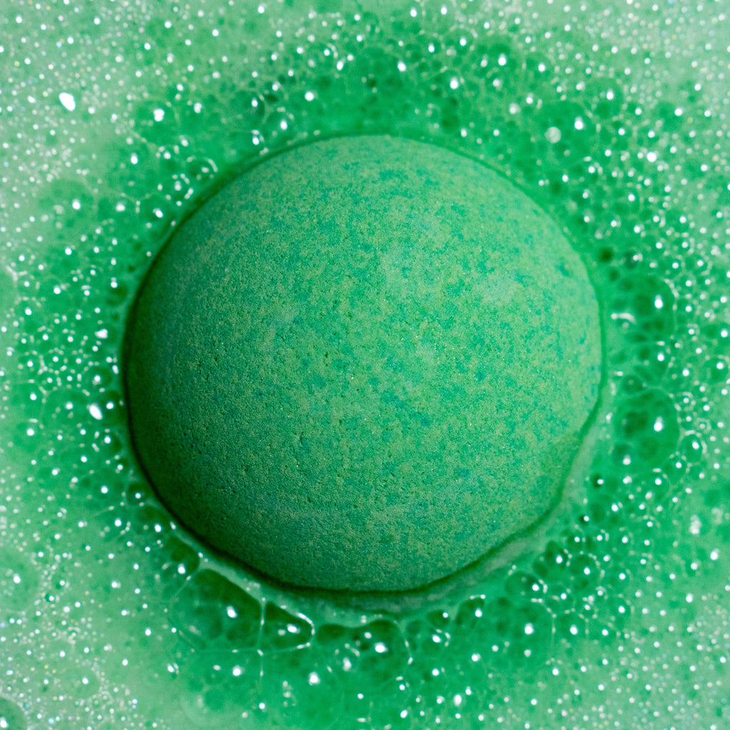 Elf Bomb™ Da Bomb Bath Fizzers