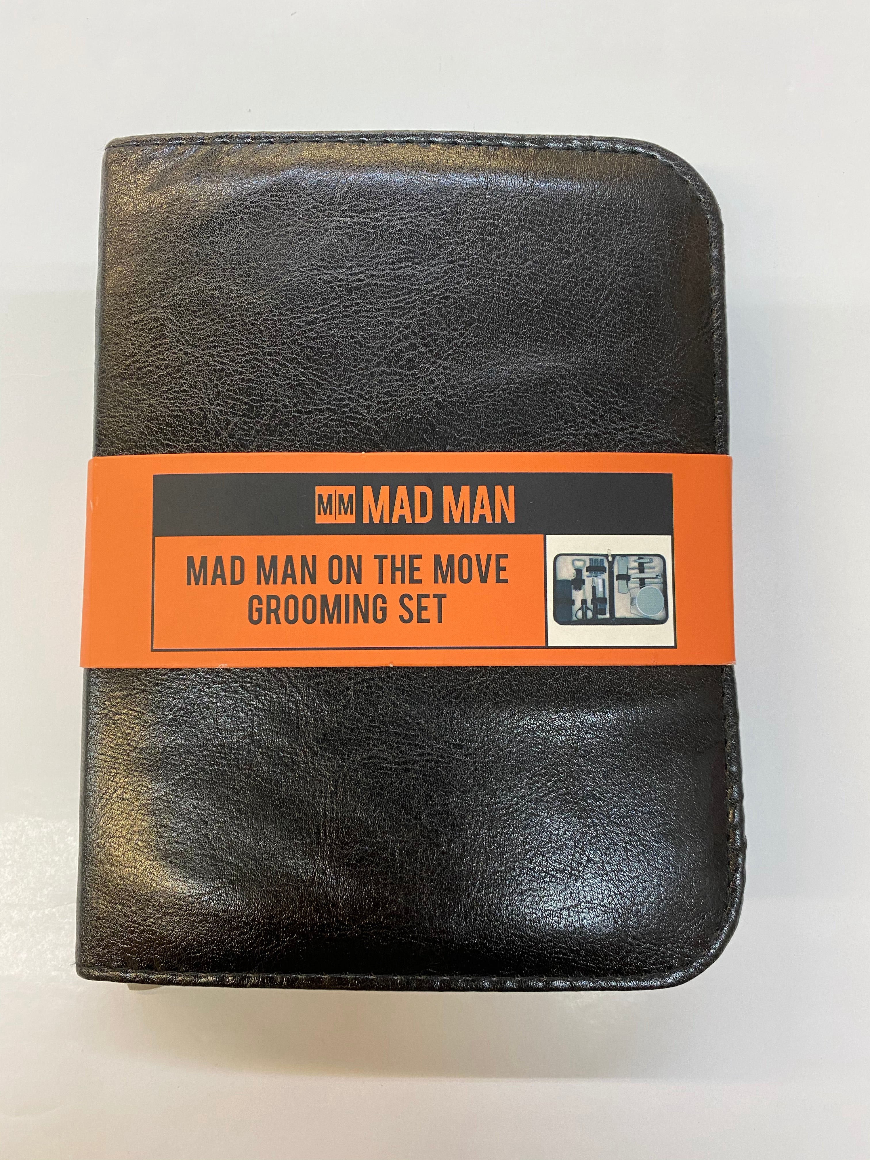 Mad Man on the Move Grooming Set