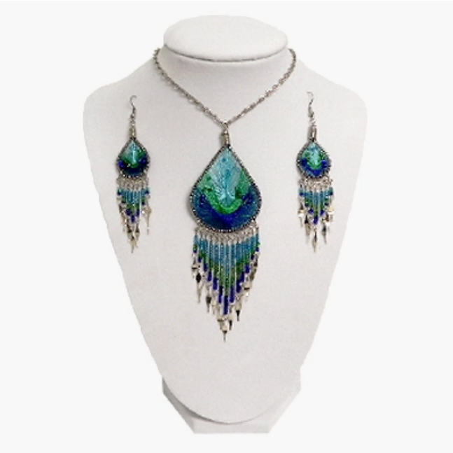 Large Thread Necklace Set