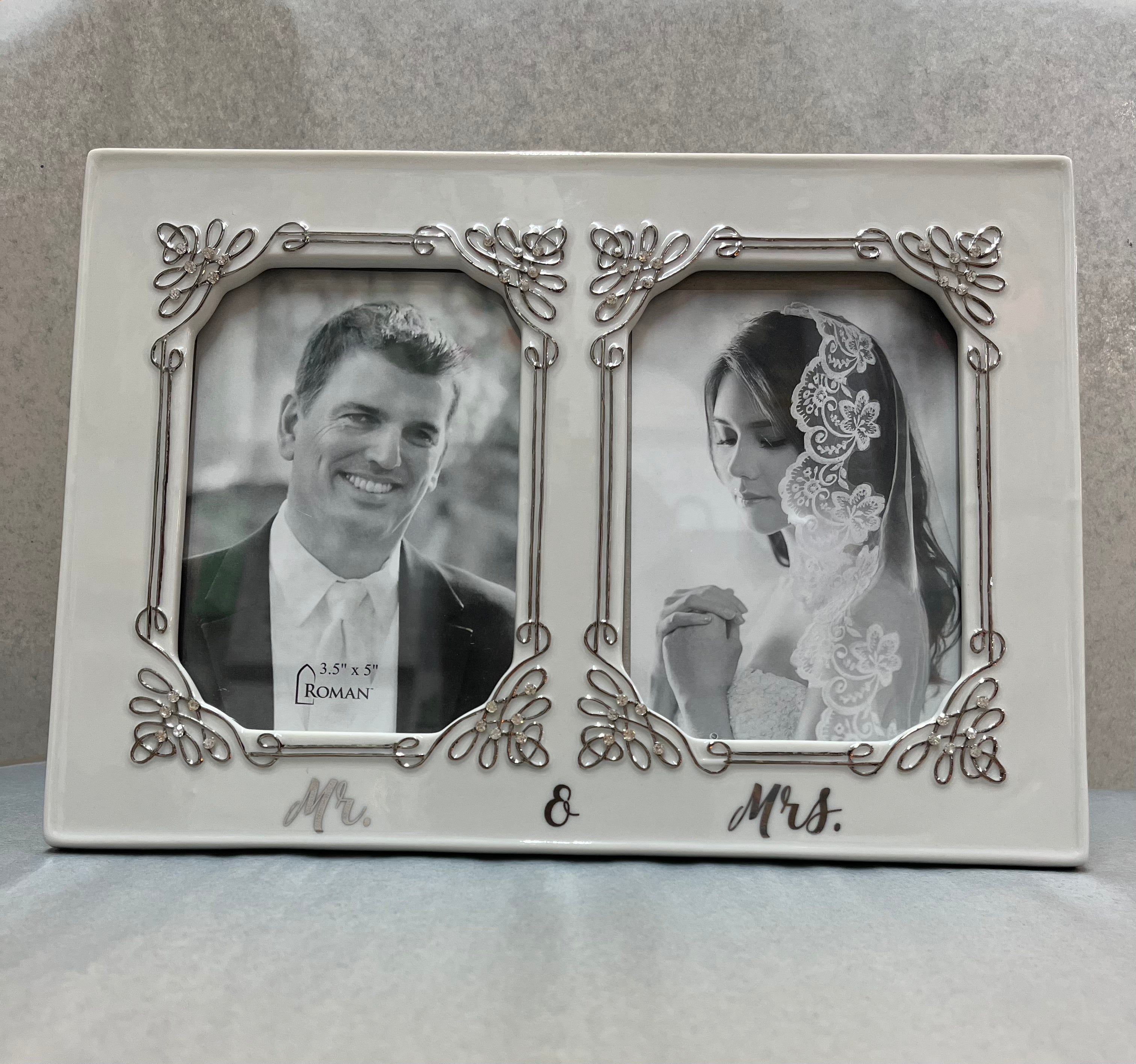 Mr. & Mrs. Wedding Frame
