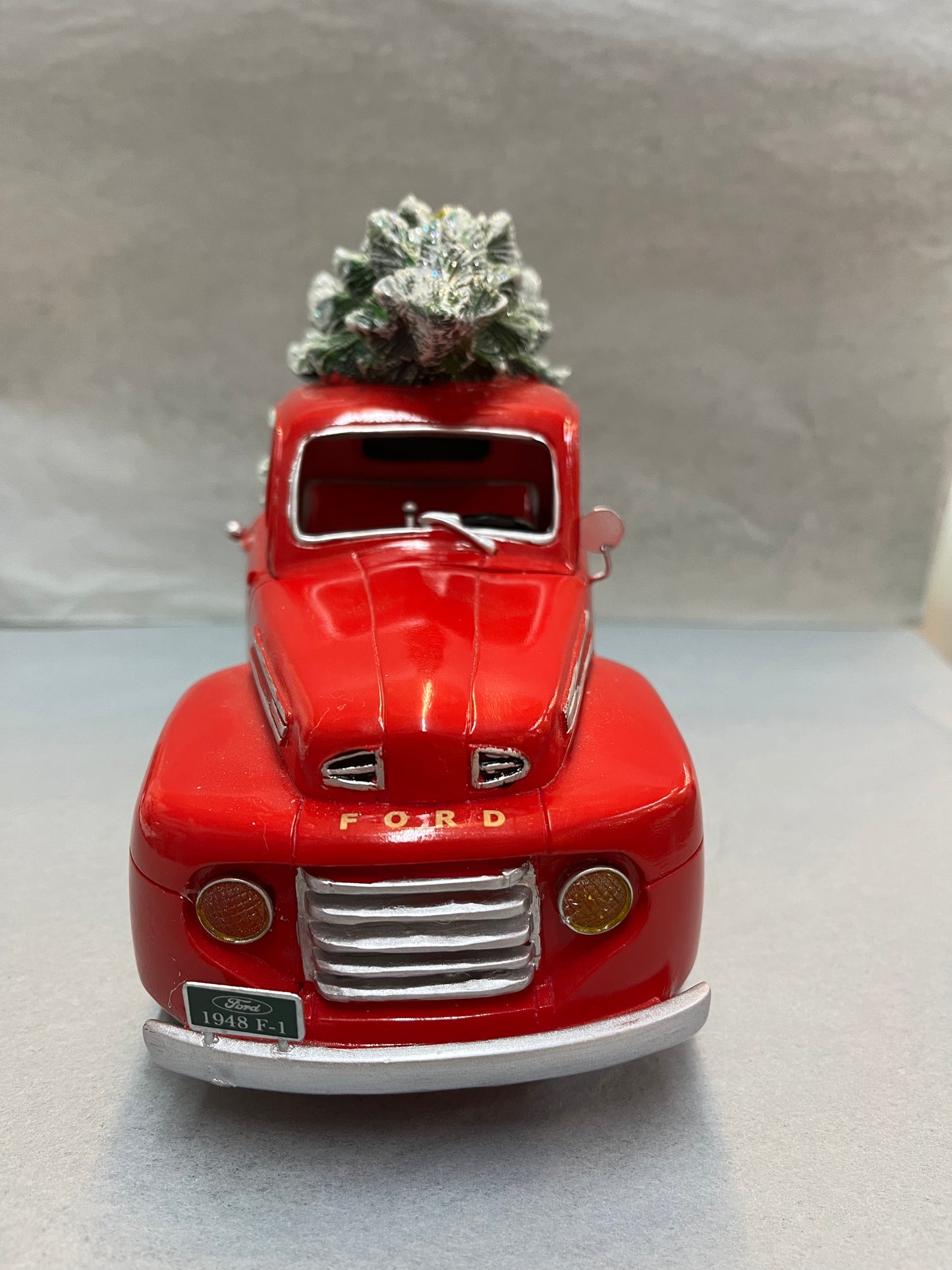 LED 1948 Ford truck with lighted tree